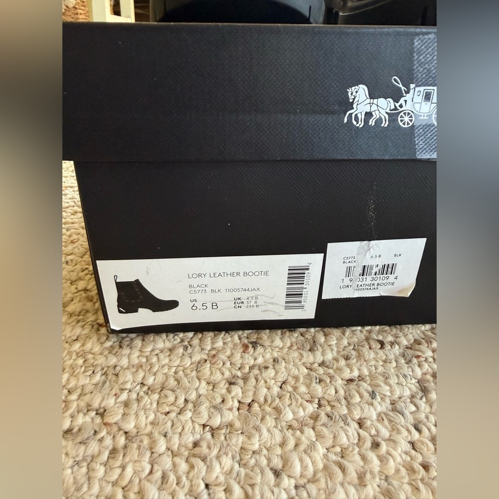 NWB Coach Women Lory Leather  Bootie Black With Gold Detail sz 6.5 - Picture 3 of 6